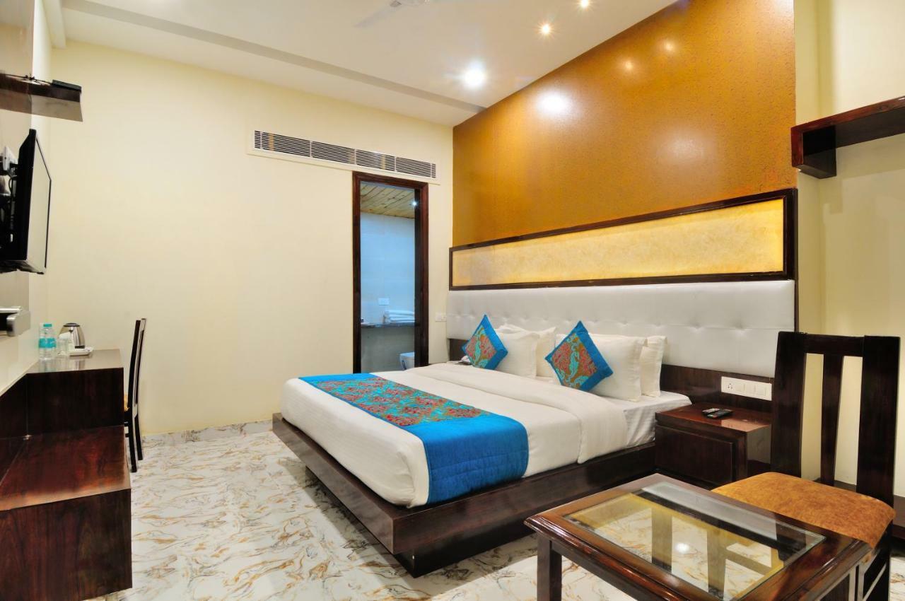 The Grand Uddhav Hotel New Delhi Ngoại thất bức ảnh
