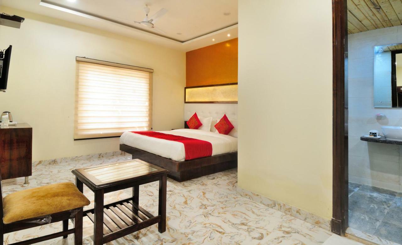 The Grand Uddhav Hotel New Delhi Ngoại thất bức ảnh