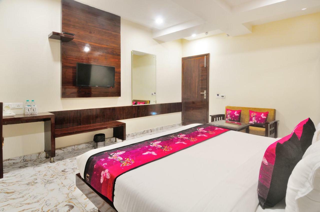 The Grand Uddhav Hotel New Delhi Ngoại thất bức ảnh