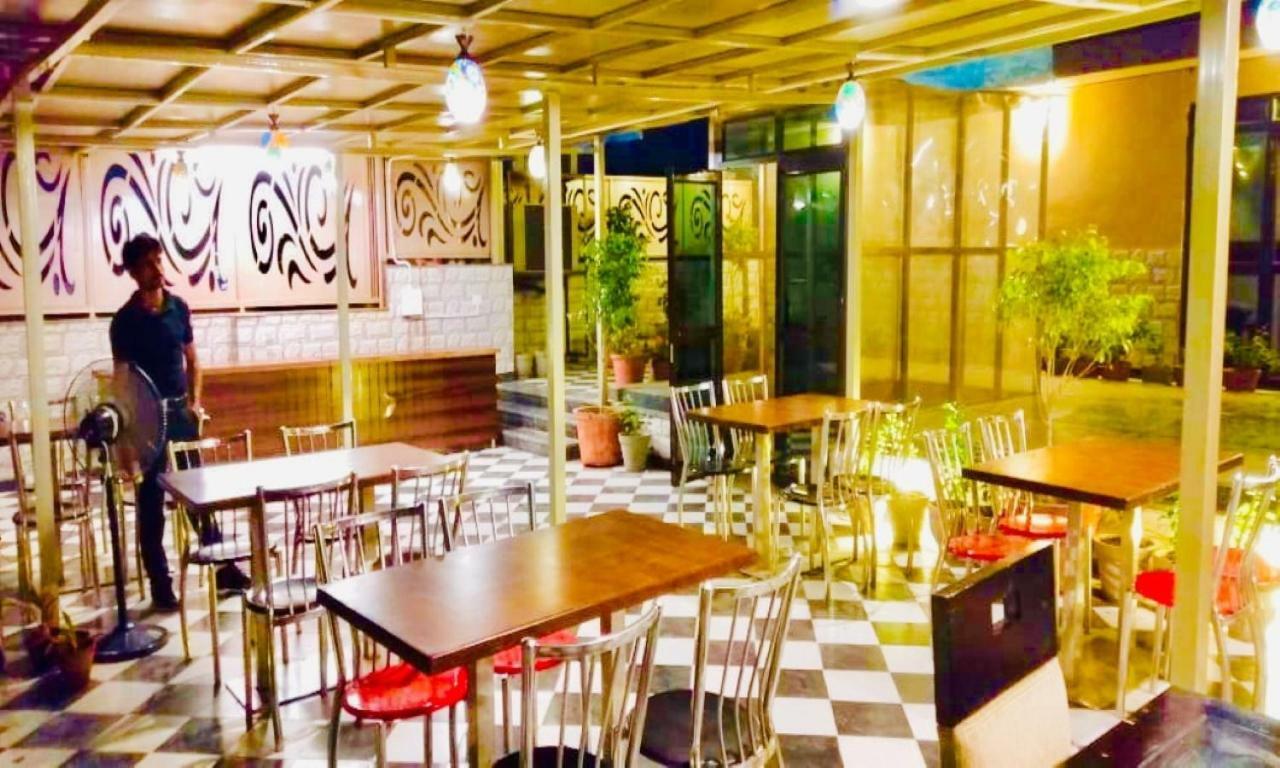 The Grand Uddhav Hotel New Delhi Ngoại thất bức ảnh